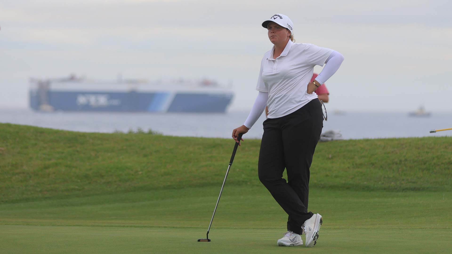 Kirsten Rudgeley holds a one shot lead
